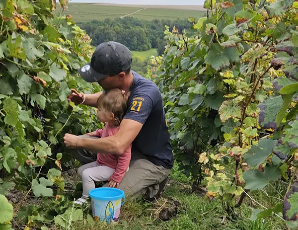 Champagne Calmes Robert - Alexis et sa fille